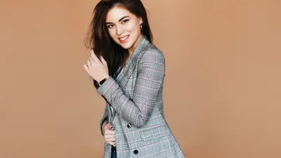 Ilustrasi Wanita Elegan