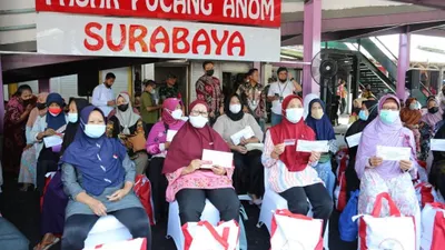 Illustrasi. PT Pos Bagikan 4 Surat Undangan Bagi KPM PKH BNPT! BLT Mitigasi Risiko Pangan Rp600.000 Cair?