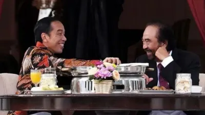 Presiden Jokowi bersama Surya Paloh 