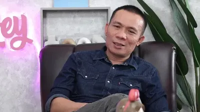 Kali ini Rismon Sianipar memberikan sebuah fakta isi flashdisk yang dihadirkan dalam persidangan Jessica Wongso isinya mengalami perubahan.