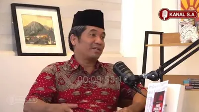 Ray Rangkuti Tanggapi Momen Gibran Menunduk dan Salaman Pasca Debat: Cuma Cari Simpati!
