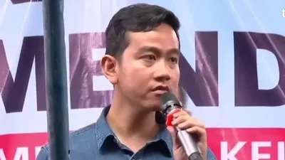 Ingatkan Pendukung untuk Tidak Membalas Fitnah hingga Hina Paslon Lain, Gibran:&nbsp;Saya Titip 14 Februari