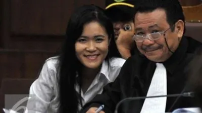 Rismon Sianipar Paparkan Kejanggalan Video CCTV di Persidangan Jessica Wongso:&nbsp;Saya Akan Kejar Kalian