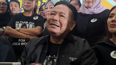 Otto Hasibuan berencana untuk menyurati kepolisian Australia untuk mengusut pernyataan Edi Darmawan soal CCTV. 