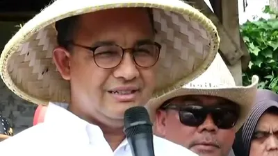 Capres Anies Baswedan baru-baru ini bertemu dengan para petani dan relawan di hari kedua masa kampanye di Pangalengan, Bandung, Jawa Barat, Rabu, 29 November 2023.