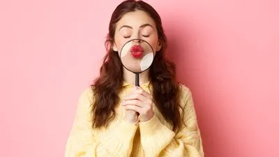 Ilustrasi bentuk bibir dapat mengetahui kepribadian dalam diri seseorang.