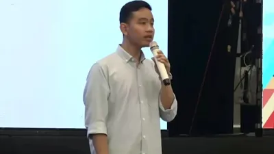 Cawapres Gibran Rakabuming Raka baru-baru ini melakukan safari politik ke Lampung pada Sabtu, 11 November 2023.