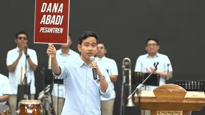 Ketua DPP PDIP Bidang Ideologi dan Kaderisasi, Djarot Saiful Hidayat, kembali mengungkapkan kekecewaannya atas keputusan Gibran Rakabuming.