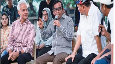 Ganjar Pranowo dan Mahfud MD 