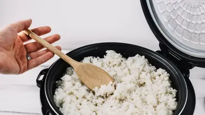 Illustrasi. Catat! Pemerintah Akan Bagikan Rice Cooker Secara Cuma-cuma, Kapan? 
