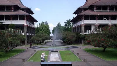 Institut Teknologi Bandung (ITB)