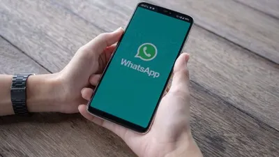 Illustrasi. Cara mengetahui lokasi seseorang melalui WhatsApp.