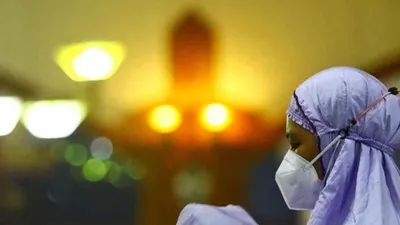 Untuk memahami lebih lanjut, berikut penjelasan Ustadzah Halimah Alaydrus tentang perempuan i'tikaf di masjid. 