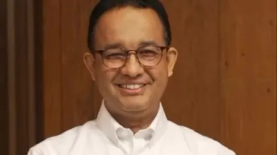 Anies Baswedan tampak ikut menyampaikan sindiran kecil atas kesalahan Gibran Rakabuming soal asam folat jadi asam sulfat.