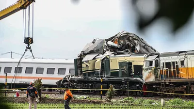 Update Kecelakaan Kereta Api Bandung, Tim SAR Berhasil Evakuasi Semua Korban Meninggal