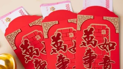 Angpao perayaan Imlek berwana merah