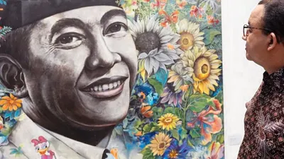 Anies Baswedan kunjungi pameran lukisan di Taman Ismail Marzuki