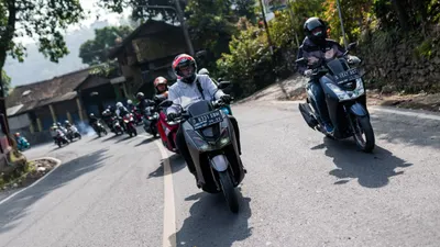 Ternyata Motor Matic Punya Sisi Bahaya di Jalan yang Menurun