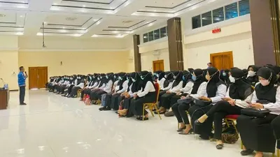 Dalam CPNS 2023, banyak lembaga pemerintahan membuka lowongan untuk posisi Pegawai Negeri Sipil (PNS) bagi SLTA Sederajat (SMA/MA/SMK).