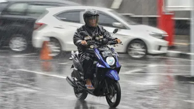Badan Meteorologi Klimatologi dan Geofisika (BMKG) merilis prakiraan cuaca esok hari, 24 Oktober 2023 di wilayah Jawa Barat.
