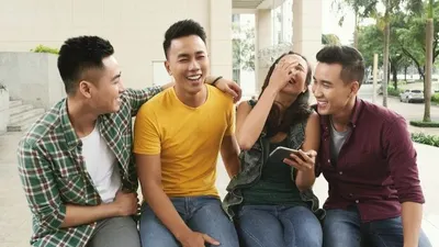 5 Cara Berkomunikasi yang Benar Agar Orang Lain Nyaman Berbicara Denganmu, Jangan Mendominasi Ya