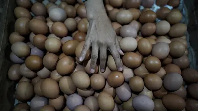 Dalam unggahan Instagram pribadinya, Cak Imin mengatakan bahwa secara umum para pedagang mengeluhkan harga bahan pokok yang naik.