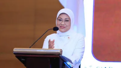 Kepastian UMP 2024 bakal naik diumumkan oleh Menteri Ketenagakerjaan Ida Fauziah