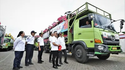 Kemenhub mengecek armada untuk mudik bersama Honda