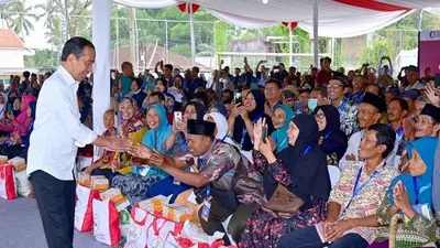 ALHAMDULILLAH Bansos Beras Bulog 10 KG Januari 2024 Cair di Daerah Ini, Wilayahmu Termasuk?