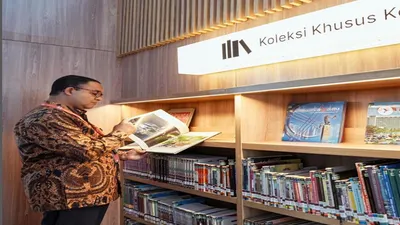 Anies Baswedan Kunjungi Perpustakaan Umum Daerah DKI Jakarta (JakLib) di Cikini, Ternyata Suka Baca Buku Ini