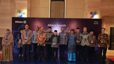Asuransi berlabel syariah bukan hanya untuk memberikan layanan dan perlindungan, tapi juga bisa menebar kebaikan antar sesama.