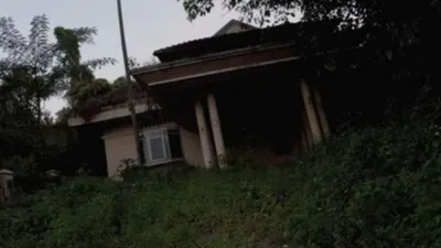Baru-baru ini, beredar kabar terkait kondisi rumah tempat tinggal Suzanna yang sudah terbengkalai. Kondisinya tampak menyeramkan.