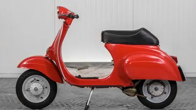 Berikut adalah beberapa kelebihan Vespa 50 Special yang membuatnya banyak disukai oleh para penggemar setianya.