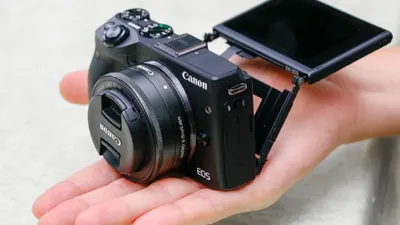 Berikut ini adalah beberapa kelebihan Canon M3 yang membuatnya cocok untuk fotografer pemula. Salah satu kamera mirrorless  terbaik.