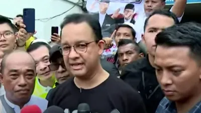 Blusukan ke Pasar Flamboyan Pontianak, Anies Baswedan Sampaikan Program Permodalan Untuk Pedagang