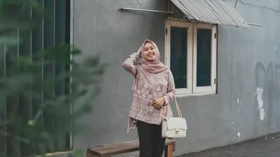 Ilustrasi hari cerah.