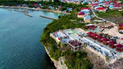 Pemandangan Waburi Park di Kabupaten Buton Selatan | Apakah Anda tahu kabupaten-kota mana saja yang masuk dalam kategori &quot;termuda&quot; di Indonesia? Berikut ini adalah daftar lengkapnya.