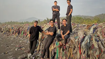 Dalam salah satu unggahan, Pandawara Group memberi label kepada pantai Cibutun sebagai pantai terkotor nomor empat di Indonesia.