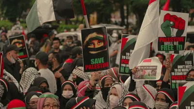 Dewan Pers mengimbau untuk hindari penyematan atribusi yang terkesan sebagai pelabelan negatif atau stigmatisasi terhadap kelompok tertentu.
