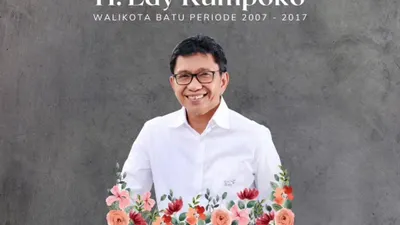 Eddy Rumpoko. Status Eddy Rumpoko sebagai terpidana perkara suap dan penerimaan gratifikasi, membuat berbagai pihak mempertanyakan pemakamannya di TMP.