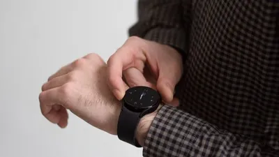 Ilustrasi Bongkar Kepribadian Berdasarkan Jam Tangan yang Sering Dipakai, yang Suka Pakai Smartwatch Ternyata&hellip;