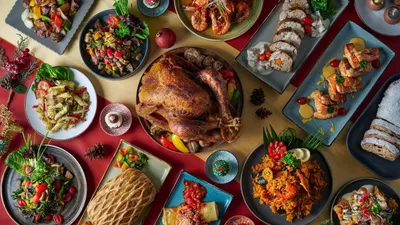 Ilustrasi makanan khsas natal (whatsnewindonesia.com)