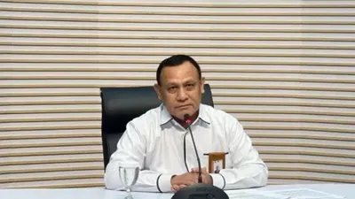 Potret Firli Bahuri 