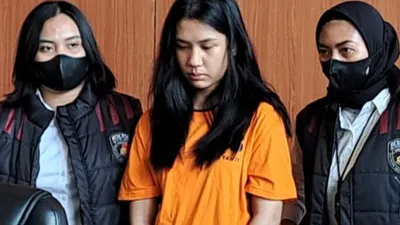 Ghisca Debora Aritonang tersangka kasus penipuan atau penggelapan tiket konser Coldplay