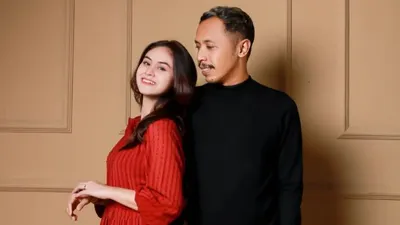 Potret Furry Setya aka Mas Pur bersama Dwinda Ratna yang akhirnya bercerai. 
