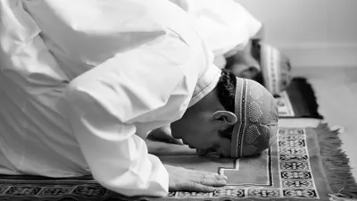 Bulan Ramadhan adalah waktu yang tepat untuk membakar penyakit-penyakit hati dan menghapus dosa-dosa masa lalu.
