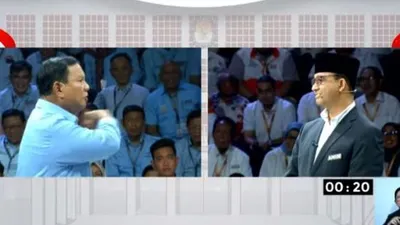 Dalam debat yang berlangsung sekitar 90 menit tersebut, Anies beberapa kali melontarkan pernyataan dan pertanyaan yang menyerang Prabowo.