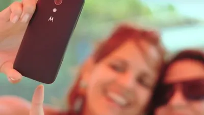 Ternyata belum banyak yang tahu jika ada pengaturan yang bisa diaktifkan pada panggilan video Whatsapp berupa efek percantik wajah.