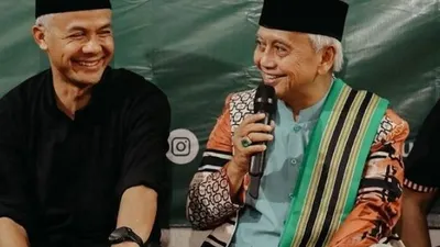 Bacapres dari partai PDIP, Ganjar Pranowo melakukan safari politik di Provinsi Lampung selama dua hari.