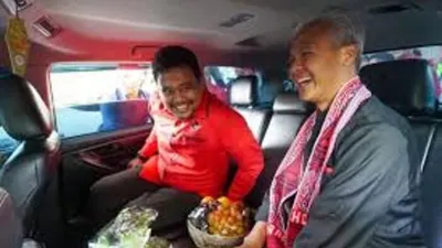 Bobby Nasution Tentukan Arah Dukungan untuk Prabowo &ndash; Gibran, Ganjar: Enggak Apa-apa! (Republika) 